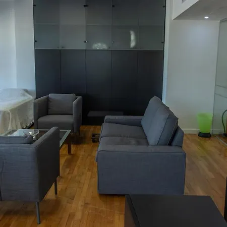 Cosy & Bright European Uni Апартаменты *