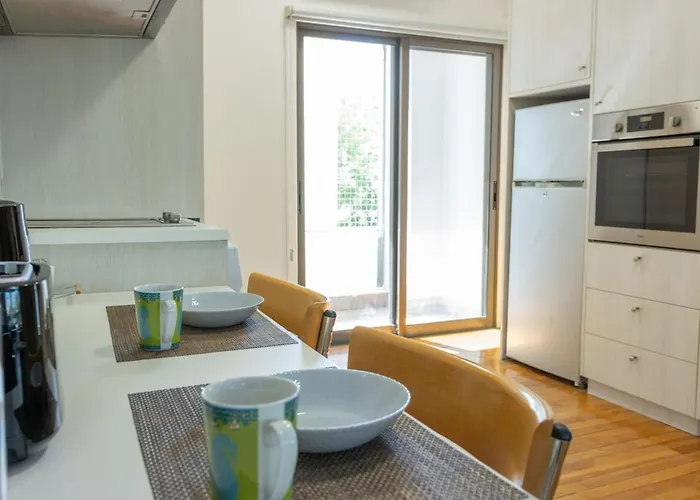 Cosy & Bright European Uni Lägenhet Strovolos