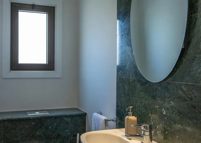 Cosy & Bright European Uni *